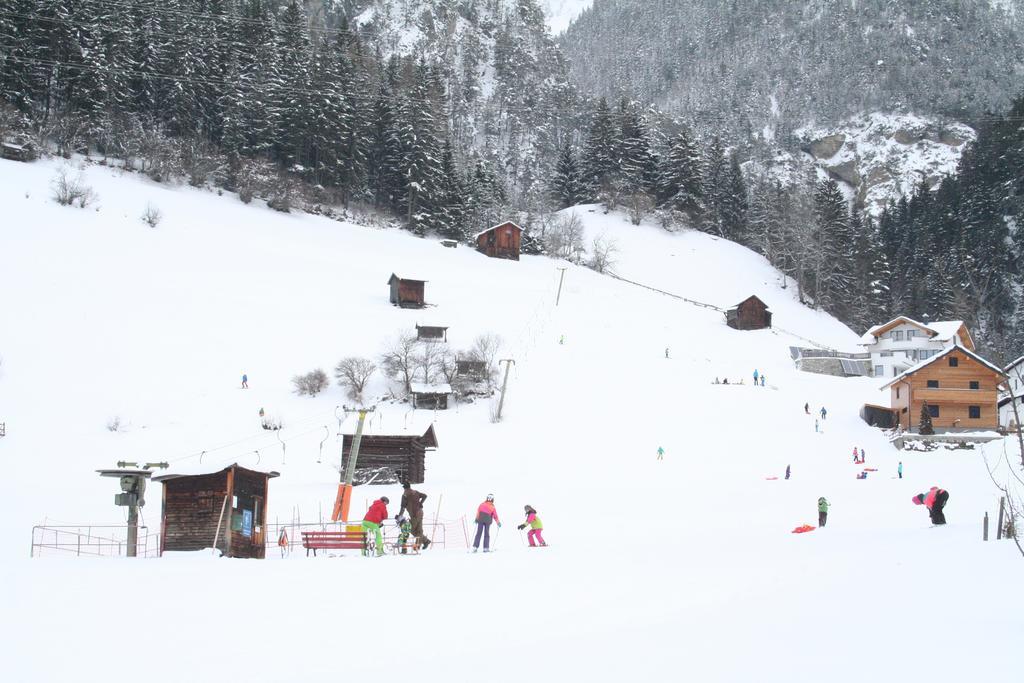 Haus Schimpfoessl Apartment Flirsch Bagian luar foto
