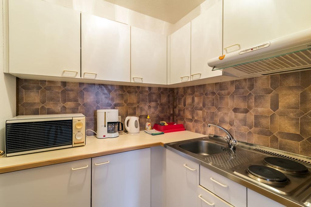 Haus Schimpfoessl Apartment Flirsch Bagian luar foto